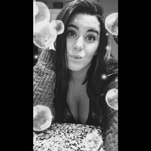 Meet your Posher, Alyssa